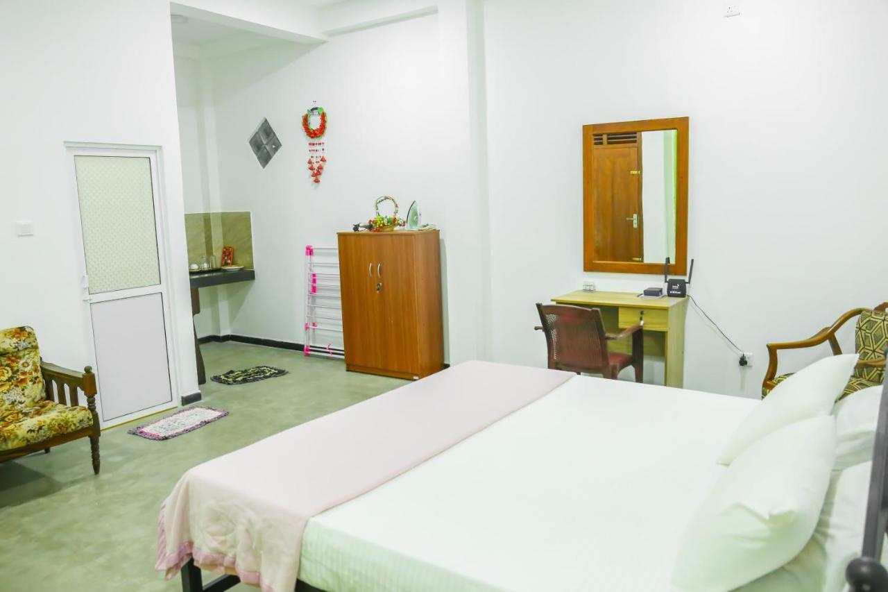 היקדואה Sandy Palms Guesthouse מראה חיצוני תמונה
